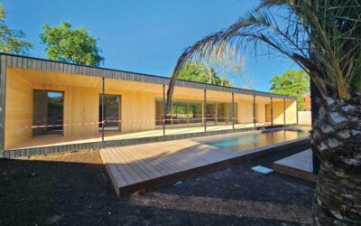 Maison en bois haut de gamme et design dessinée par l’architecte Patrice CAGNASSO