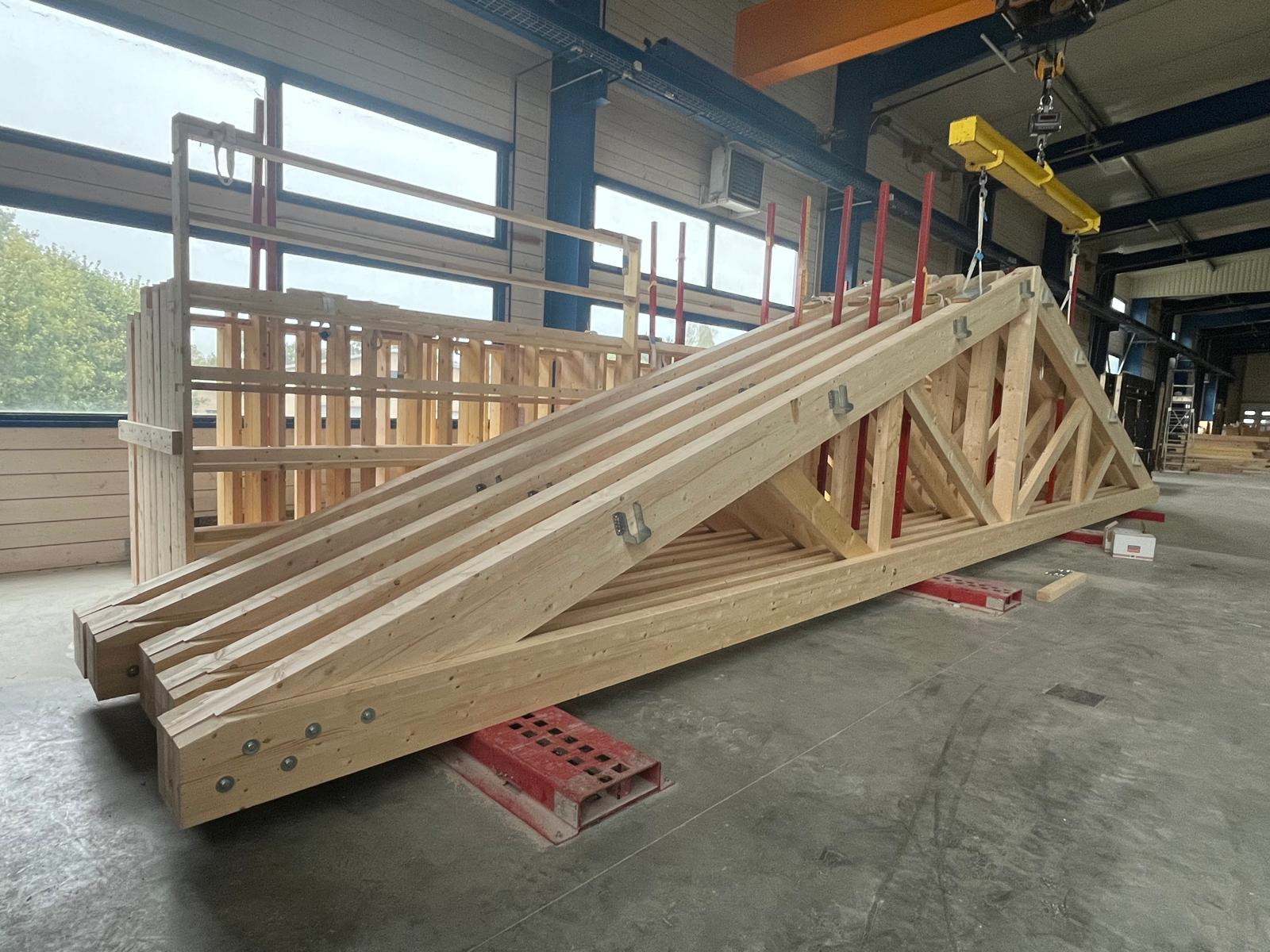 ferme en charpente traditionnelle en bois