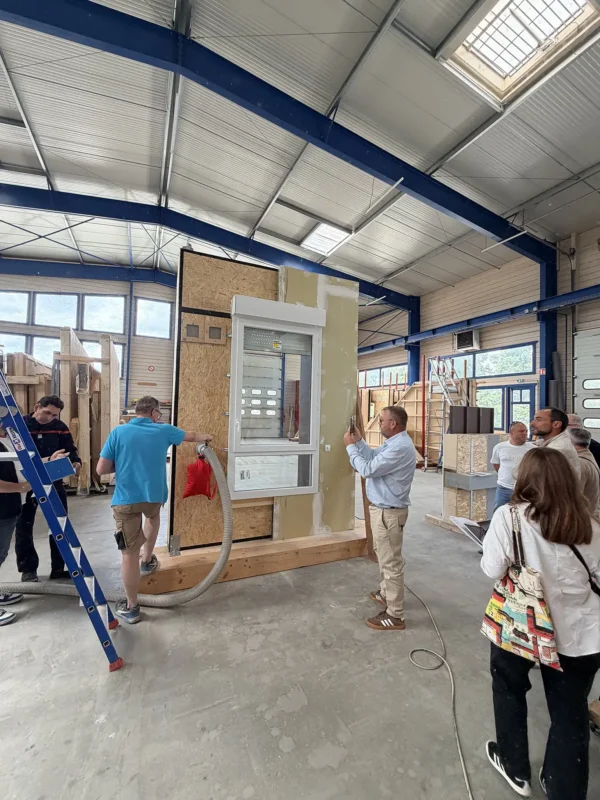 Journee-technique-EHPAD-dEymoutiers-600×800 Isolation paille